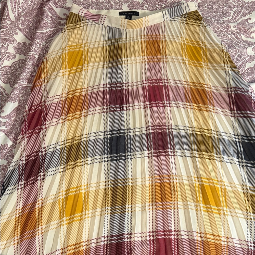 Ann Taylor Multicolor Plaid A-Line Skirt